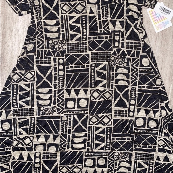 LulaRoe Carly - Picture 2 of 3